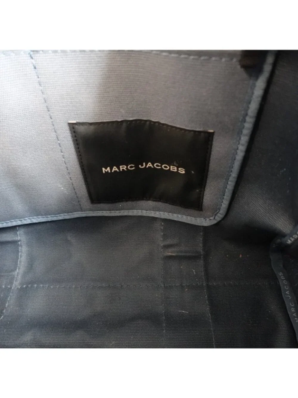 Marc Jacobs blue color